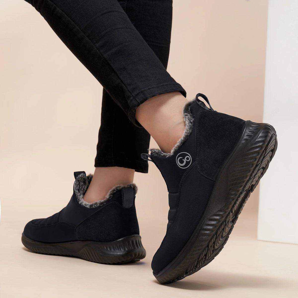 Faux Fur Waterproof Slip On Ankle Booties T835