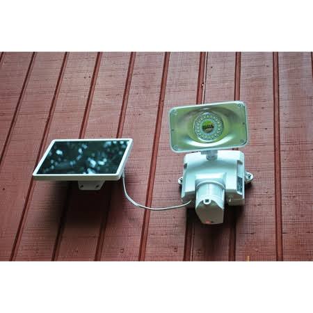 Solar-Powered HD Video Camera and Spotlight L7210